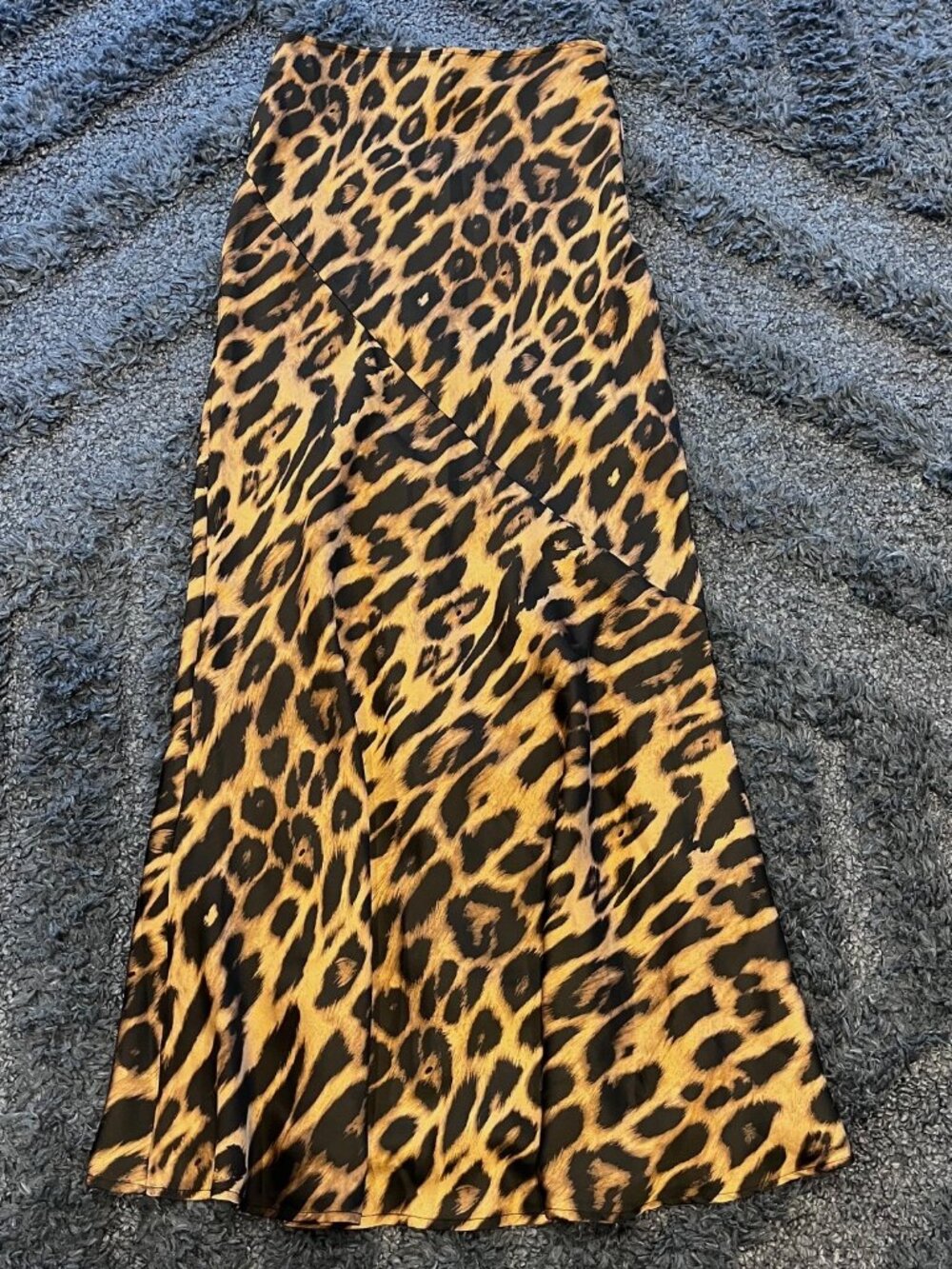 COMMENSE Leopard Print Satin Maxi Skirt | XS
